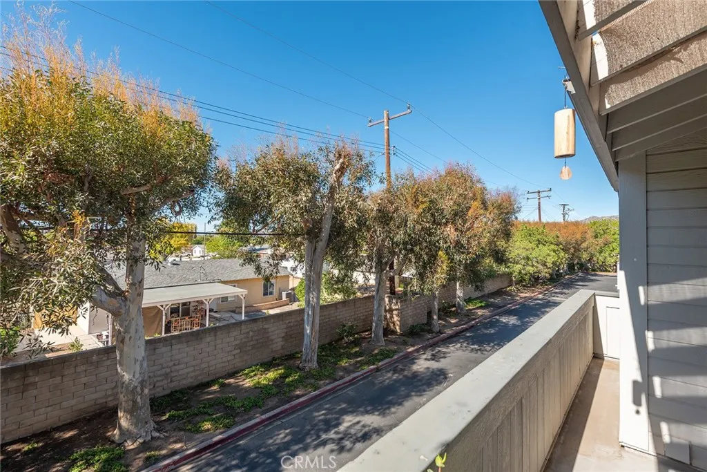 6458 Twin Circle Lane 3, Simi Valley, California 93063 home-pic-21